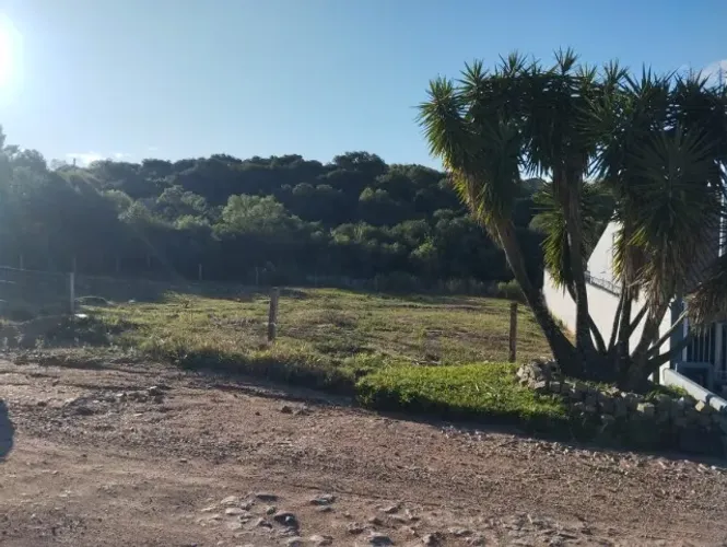 Área de 1138,5m² em ótima localização no Bairro Tiarajú!!