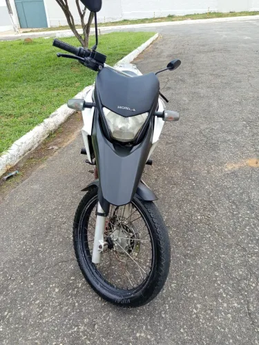 XRE 300