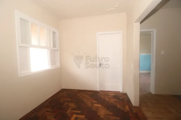 Parte Superior de um Sobrado na Duque de Caxias - 3 dormitórios e terraço próximo ao Quart