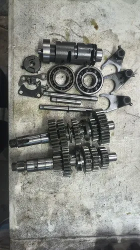Caixa de marcha com pedal de cambio mirage 250 2011 