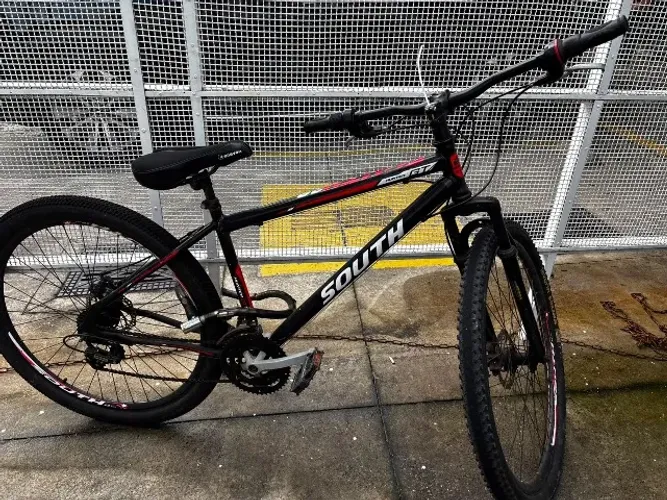 Bicicleta Shouth aro 29, freio a disco.