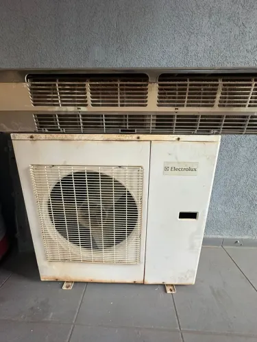 Ar condicionado 24000 Btu (o aparelho está ligando mais não gela)