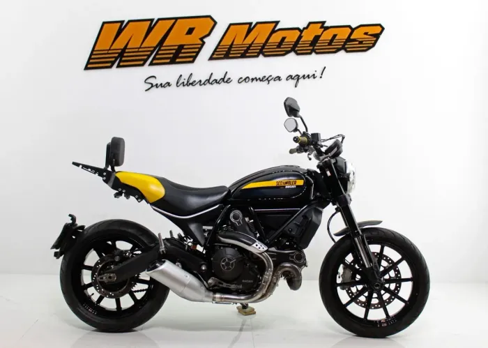 DUCATI SCRAMBLER FULL THROTTLE