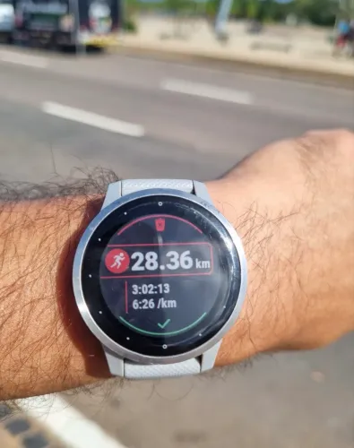 Relógio Garmin vívoactive 4S 40mm spotify