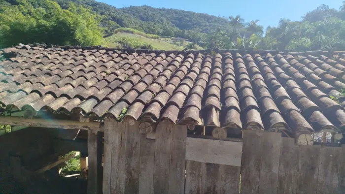 Vendem-se telhas antigas