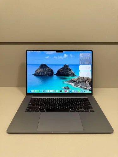 Vendo MacBook Air - M2