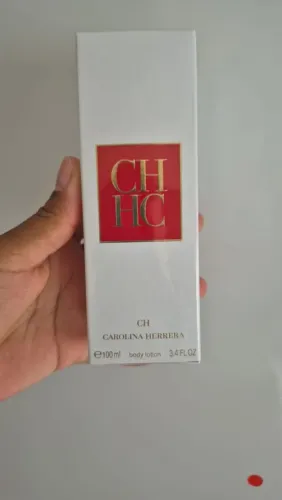 Loção hidratante CH HC Carolina Herrera 