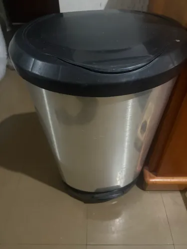 lixeira de inox