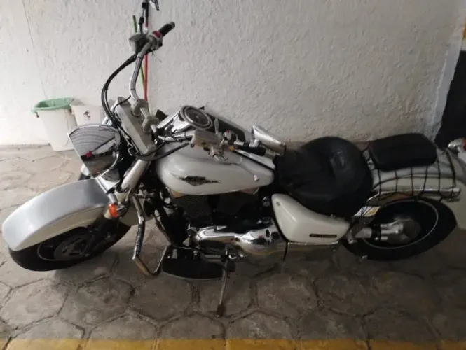 Suzuki Boulevard C1500