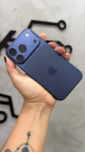 ?iPhone 17 Pro Deep Blue - 256GB