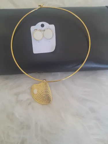 Conjunto de colar e brincos