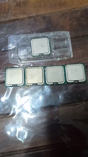 Lote de processadores intel