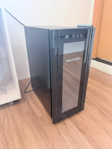 Adega de vinho Brastemp