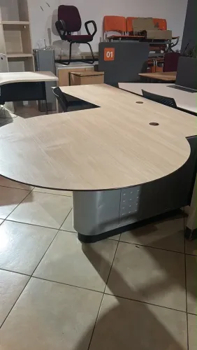 Mesa em L