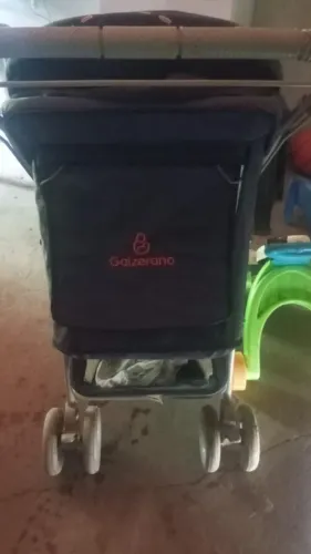 Carrinho galzerano muito bem conservado
