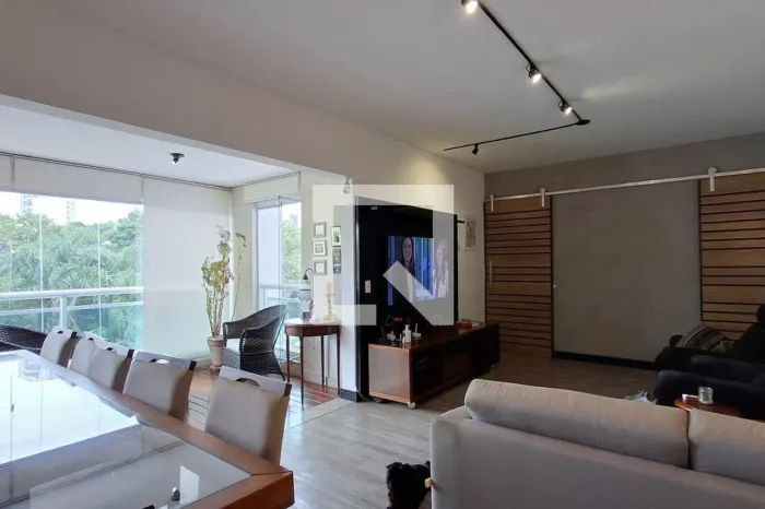 APARTAMENTO RESIDENTIAL em Campinas - São Paulo, Cambuí