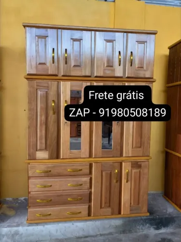 Guarda roupa de casal 4 portas com espelhos novo!