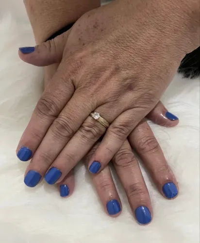 Manicure e Pedicure Tradicional