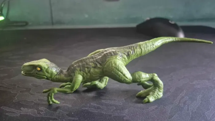 Attack pack velociraptor