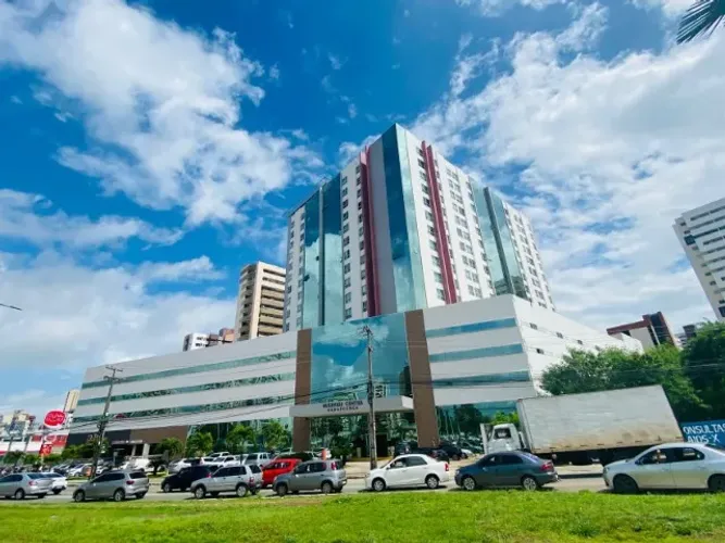 ? OPORTUNIDADE DE INVESTIMENTO | 2 SALAS COMERCIAIS À VENDA NO BUSINESS CENTER - RENASCEN