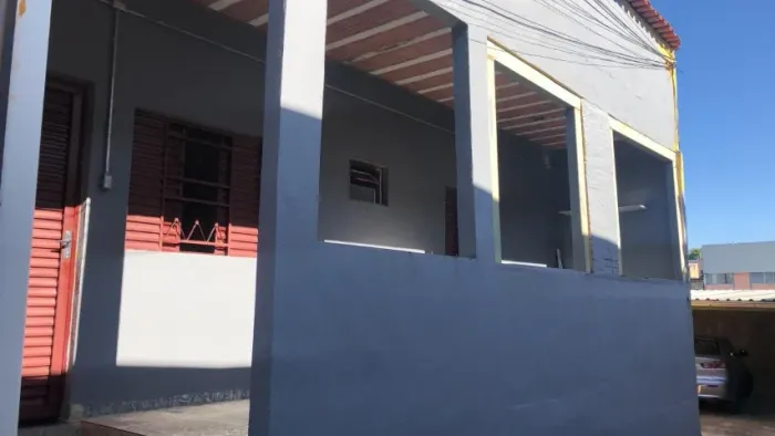 Casa para aluguel em Santa Luzia - MG (São Benedito) - 02 quartos