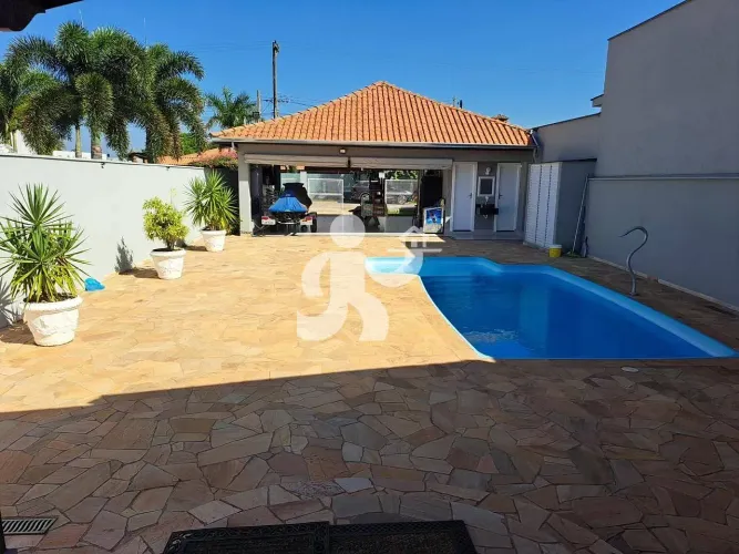 Rancho à Venda mobiliado na Represa Convívio Ondas Grandes, SP: Seu Refúgio Perfeito!