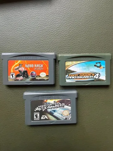 Lote com 3 Jogos Game Boy Advance - Road Rash, Need for Speed e Tony Hawk