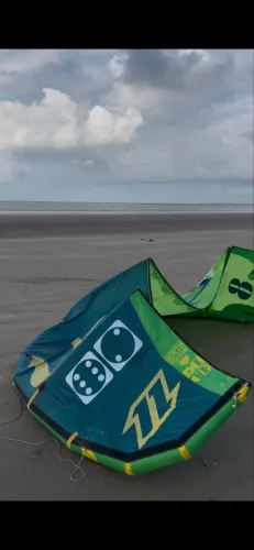 Kitesurf North Dice 8m
