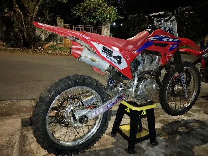 CRF 230 