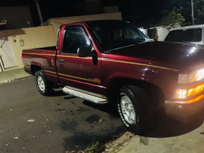 Chevrolet Silverado DLX 4.1 1997