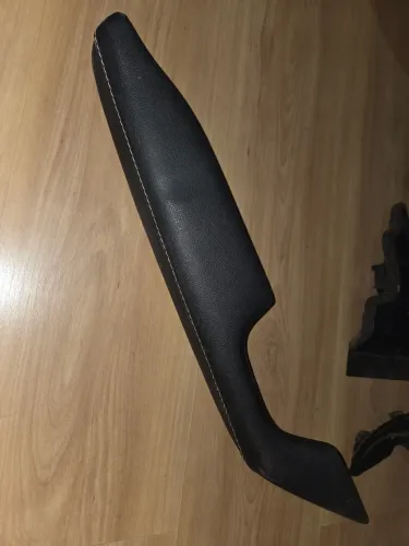 Apoio de braço hilux LE + Peças de acabamento externo
