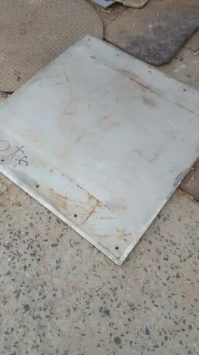 Chapa de aço inoxidável para usinagem com 105 cm x 105 cm e 20mm de espessura