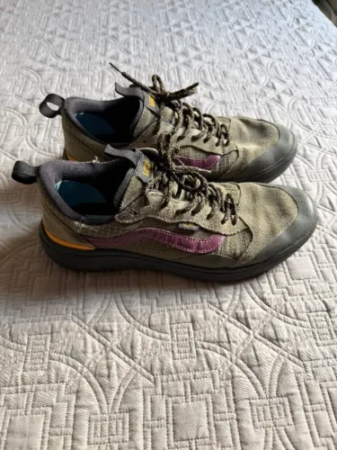 tênis vans ultrarange exo se