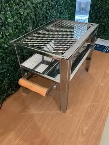 Mini Churrasqueira Inox Para Bancada Móvel Portátil Carvão