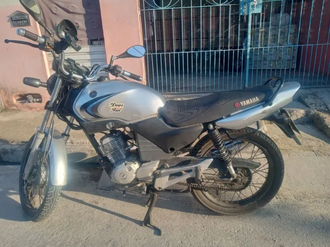 É uma moto boa de andar macia