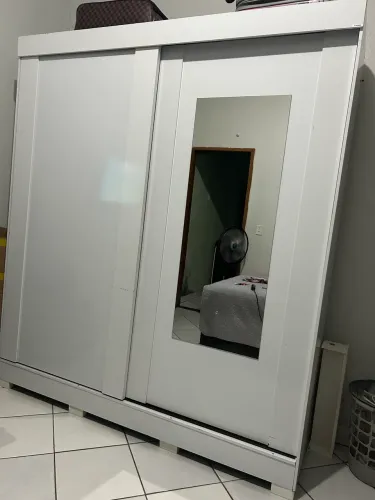Guarda roupa usado 