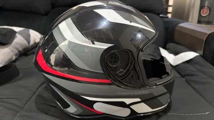 Capacete