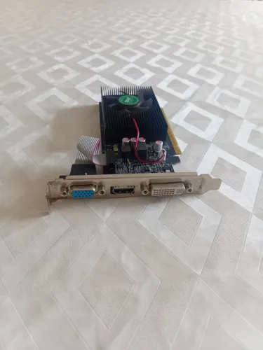 Placa de vídeo 4g gt 730 funcionando perfeitamente