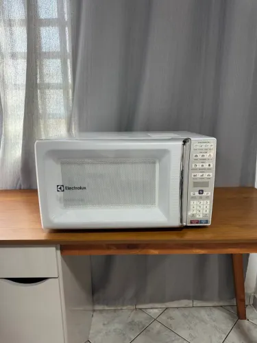 Microondas Electrolux 34L Conservado