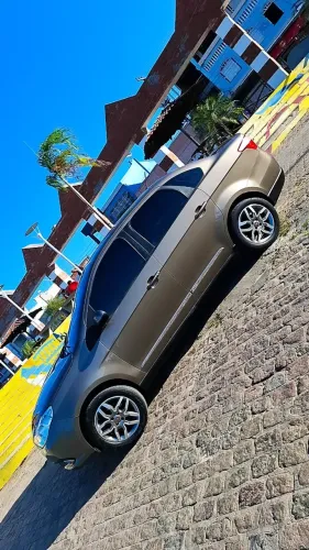 Fiat Grand Siena Essence 1.6 Flex 16V 2014