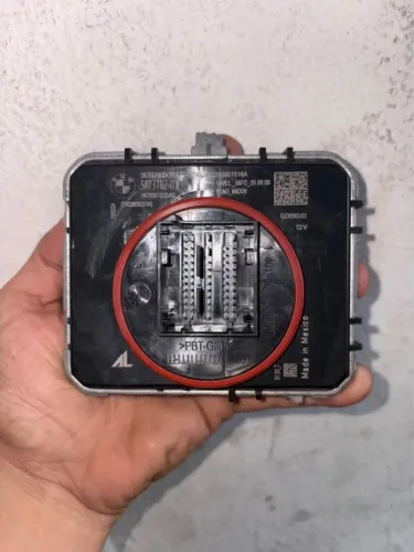 Modulo Reator Do Farol Bmw X5 X6 X7 M5 M6 2023 Á 2026 (Usado c avaria)