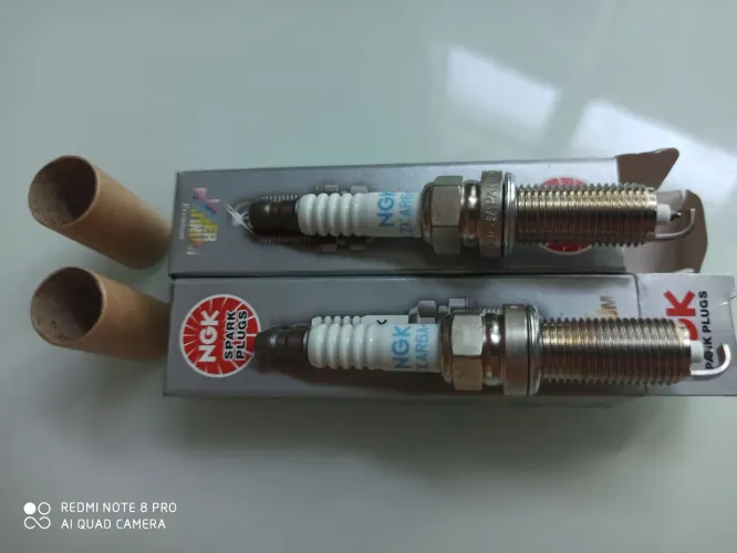 Velas NGK para Nissan 