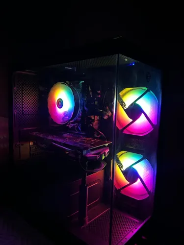 PC GAMER 