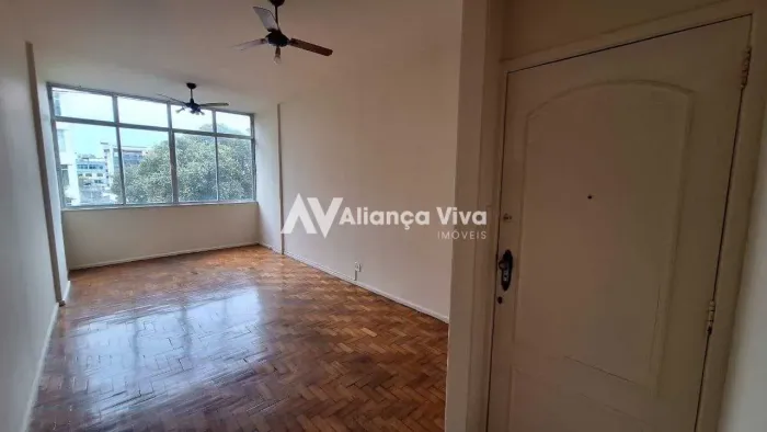 Rua Uruguai, 2 quartos com vista livre