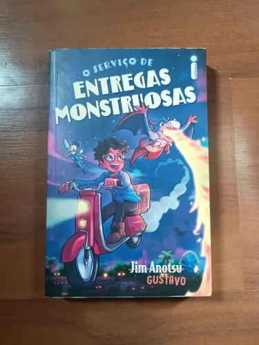 Livro " O serviço de entregas monstruosas "