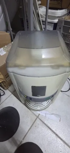 Gelagua sem funcionar para conserto