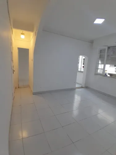 Dois quartos para locação na Rua Figueiredo de Magalhães 354Dois quartos para locação na R