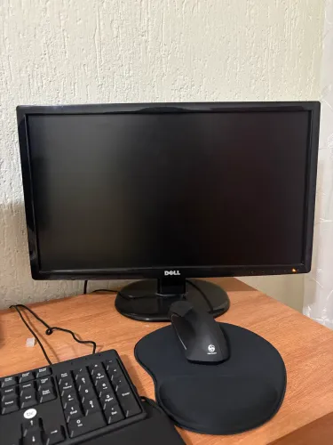 Monitor Dell 21,5 pol Full HD - Excelente estado | D2201C