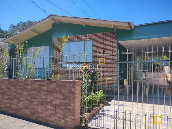 Casa à venda no Saco dos Limões - Florianópolis