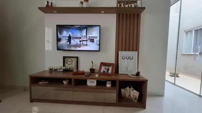 HOME EM MDF NOVINHA